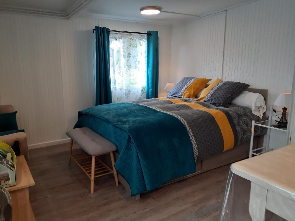 Relais Des Tourterelles Bed & Breakfast La Neuville-aux-Joutes ภายนอก รูปภาพ