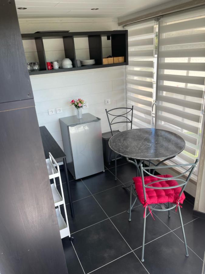 Relais Des Tourterelles Bed & Breakfast La Neuville-aux-Joutes ภายนอก รูปภาพ
